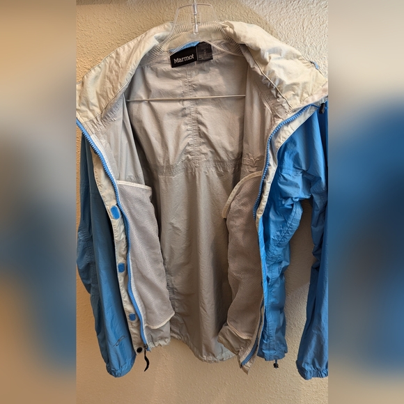 Women's Marmot Waterproof PitZips Rain Coat With Hood Blue Size Medium - Picture 4 of 6